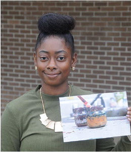 MHS senior turns knack for photography into art scholarship