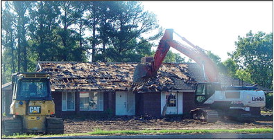 Construction crew makes ‘house call’ for new clinic